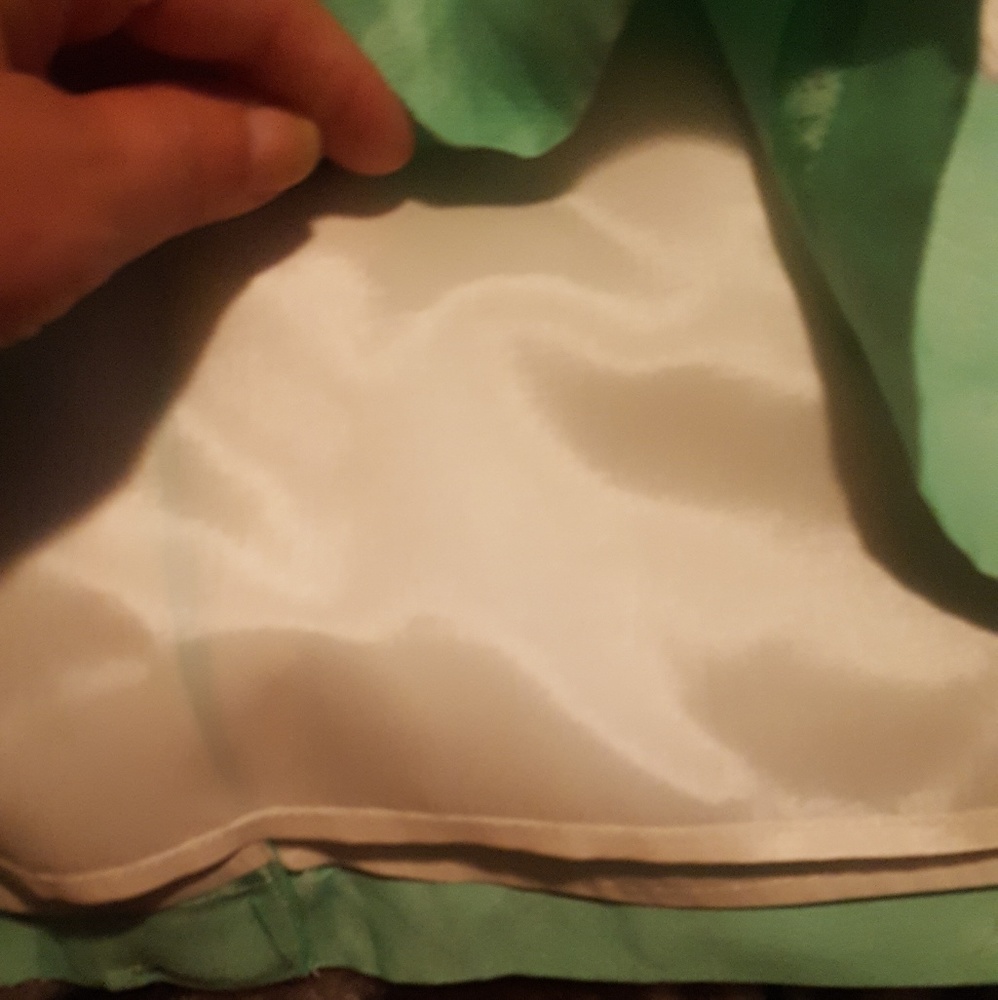 Banana republic skirt - Picture 2 of 3